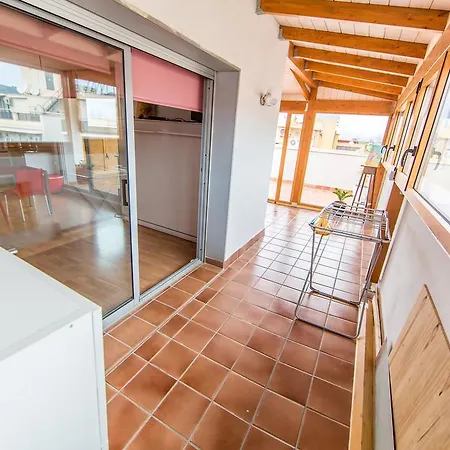 Studio Penthouse * روساس